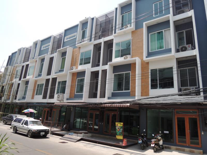 Misone Hotel Chiang Mai Exterior photo